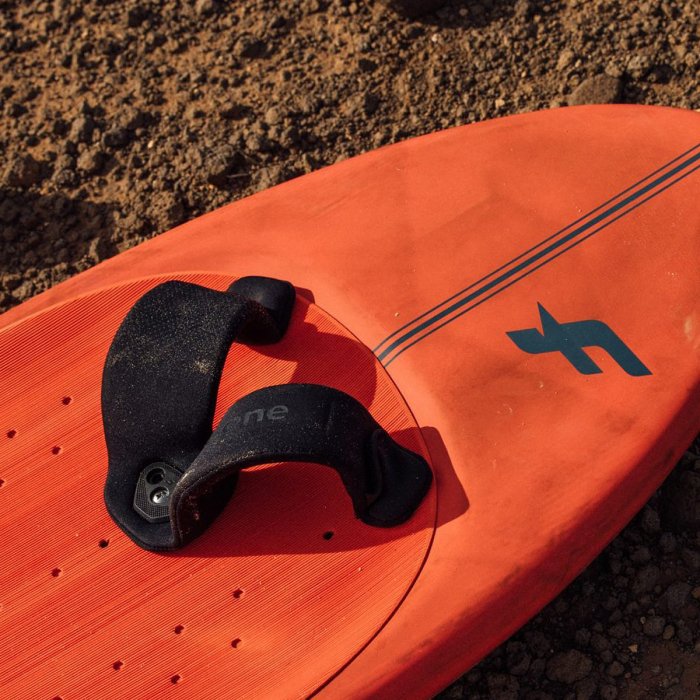 V- Straps Foil board