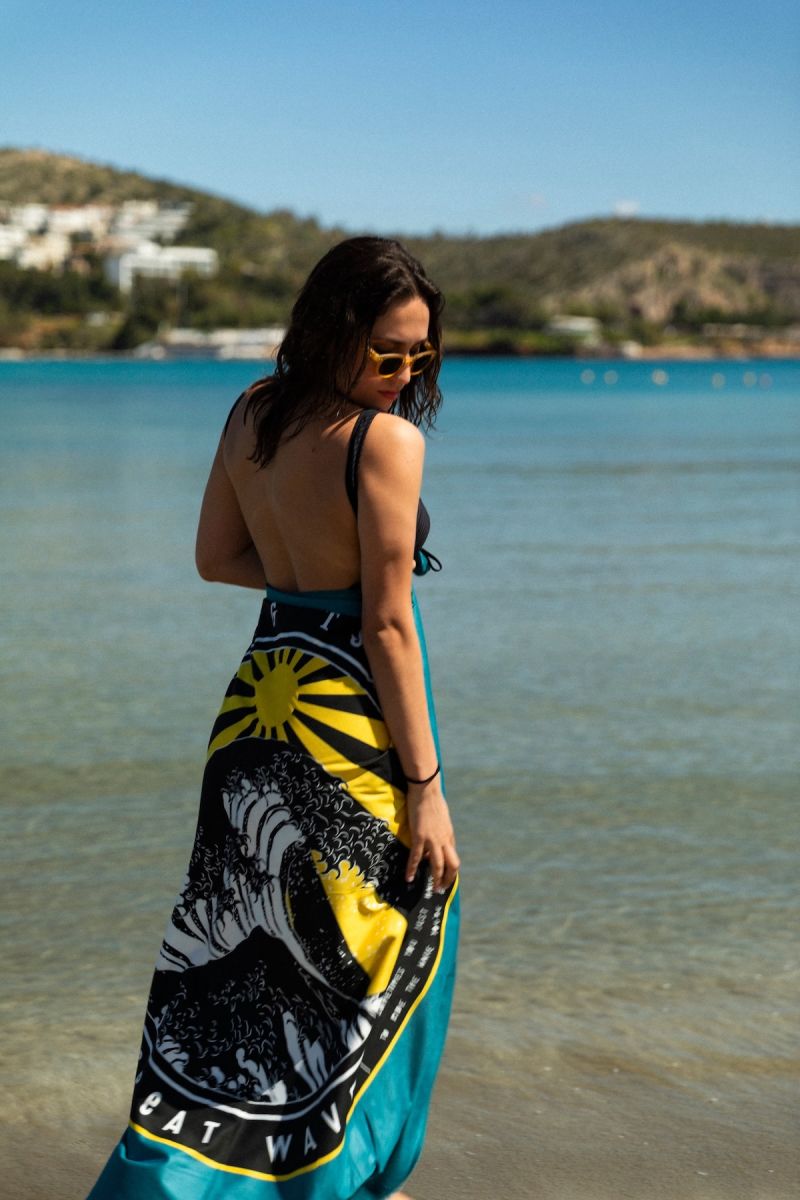 OneZipper Tsunami Beach Towel