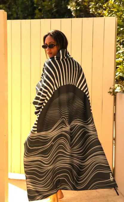 OneZipper Black Wave Beach Towel